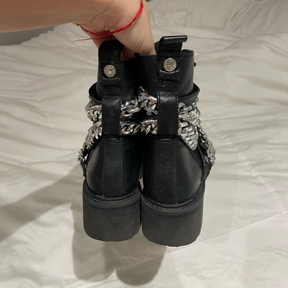 Steve Madden Chain Boots - Picture 3 of 3